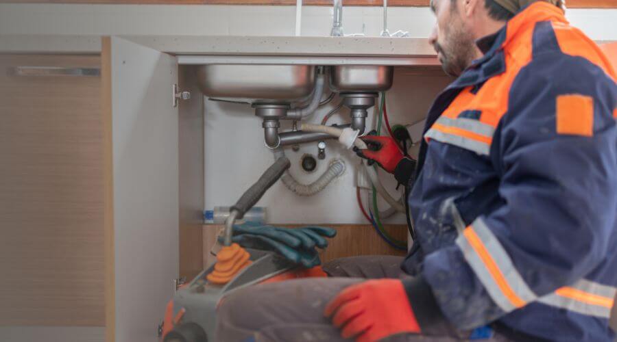 Professional slab leak plumber services in Urich, MO